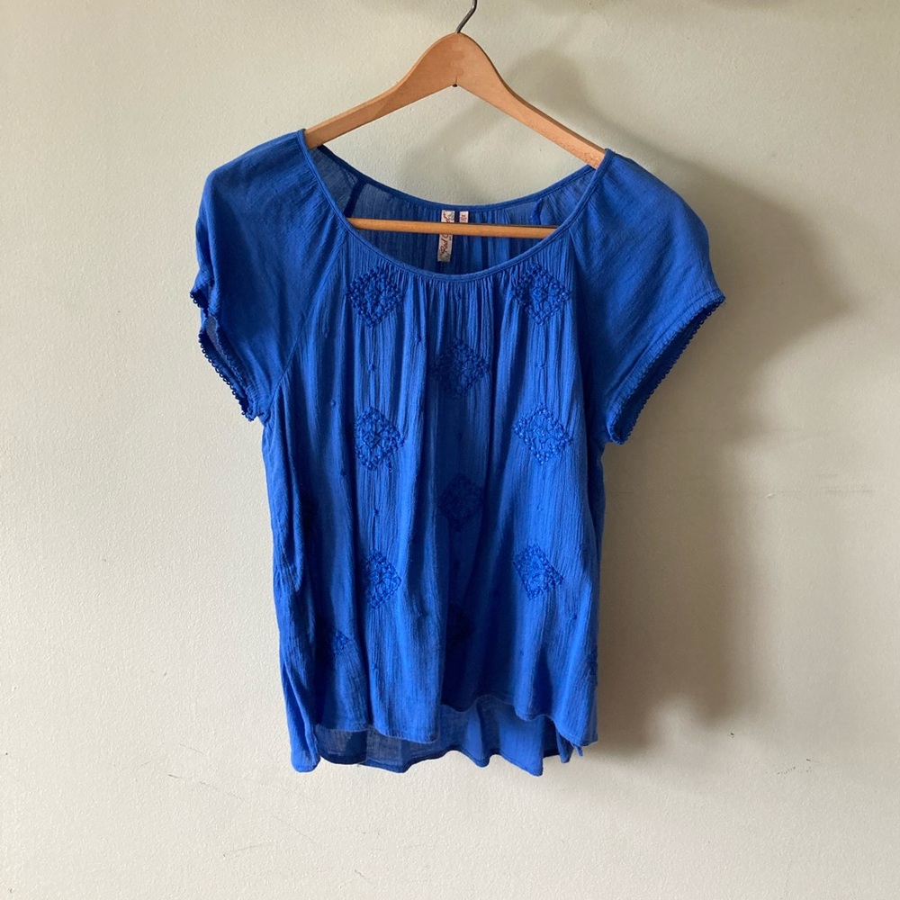 Red Camel top